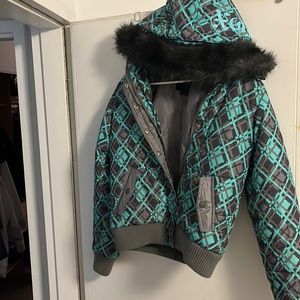 Women’s size Medium Fox winter ski/snowboarding jacket